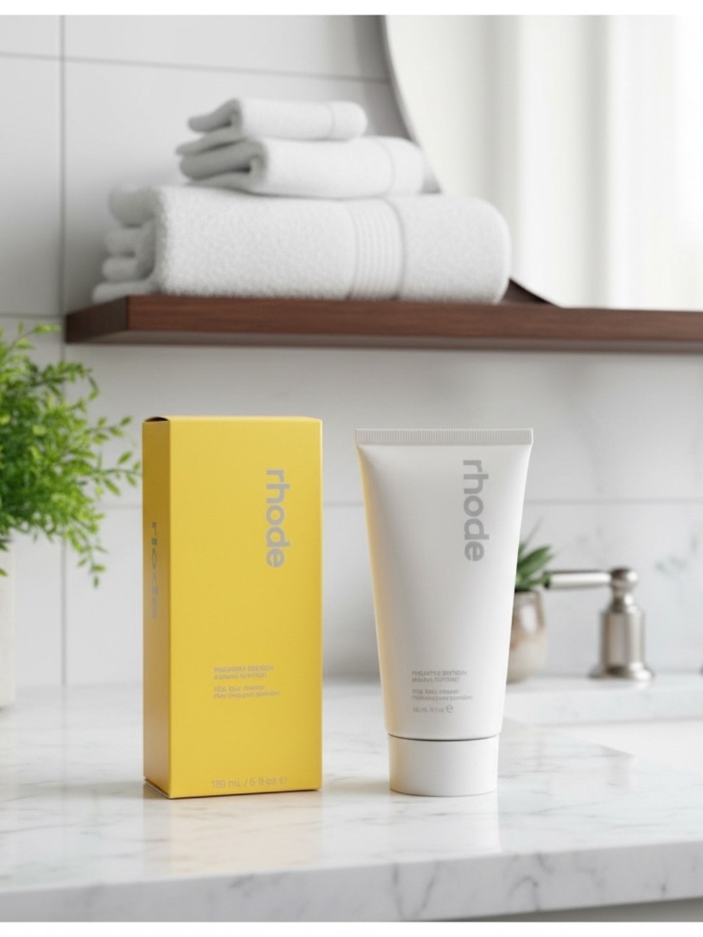 NIB Rhode Pineapple Refresh PGA Daily Cleanser - 1.35 oz / 40 ml Travel Size